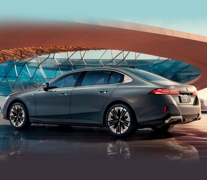 BMW i5 eDrive 35L Luxury