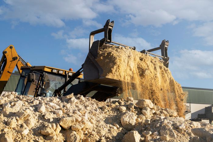 На Рівненщині 104 компанії мають спецдозволи на користування надрами