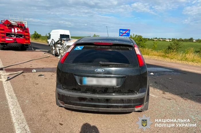 На Рівненщині зіткнулися два автомобілі: травмувалися водії