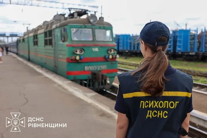 На Рівненщину евакуаційним потягом прибули ще 28 переселенців зі сходу