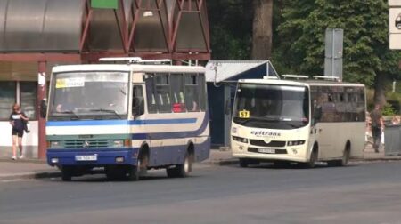 громадський транспорт Рівного