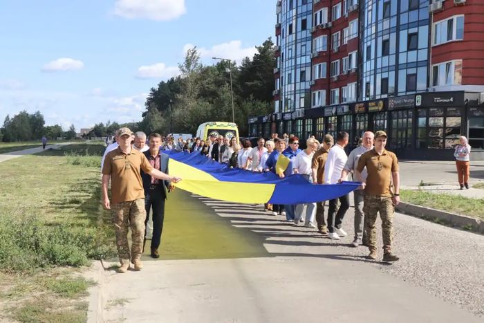 У Вараші пронесли 100-метровий стяг та вшанували пам’ять захисників України
