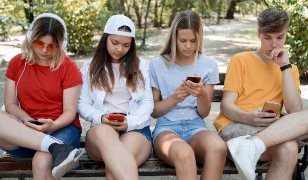 90% підлітків у великих містах мають ознаки міопії