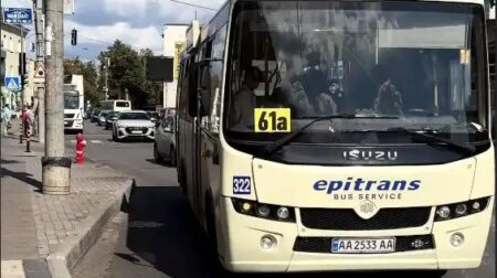На маршруті 61А у Рівному курсуватимуть п’ять низькопідлогових автобусів