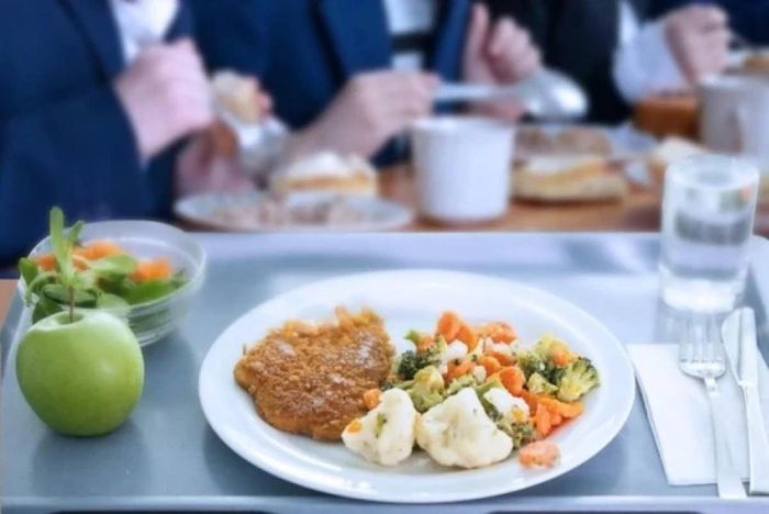 У Рівненській громаді шостий рік поспіль безкоштовно харчуватимуть усіх школярів і дошкільнят