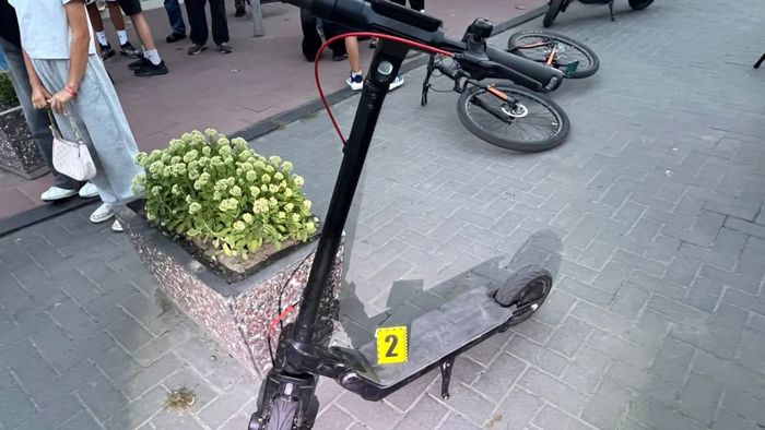 У Дубні 12-річний хлопець на електросамокаті потрапив під авто: дитина у лікарні