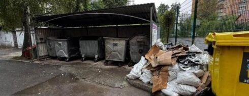 старі меблі і будівельне сміття